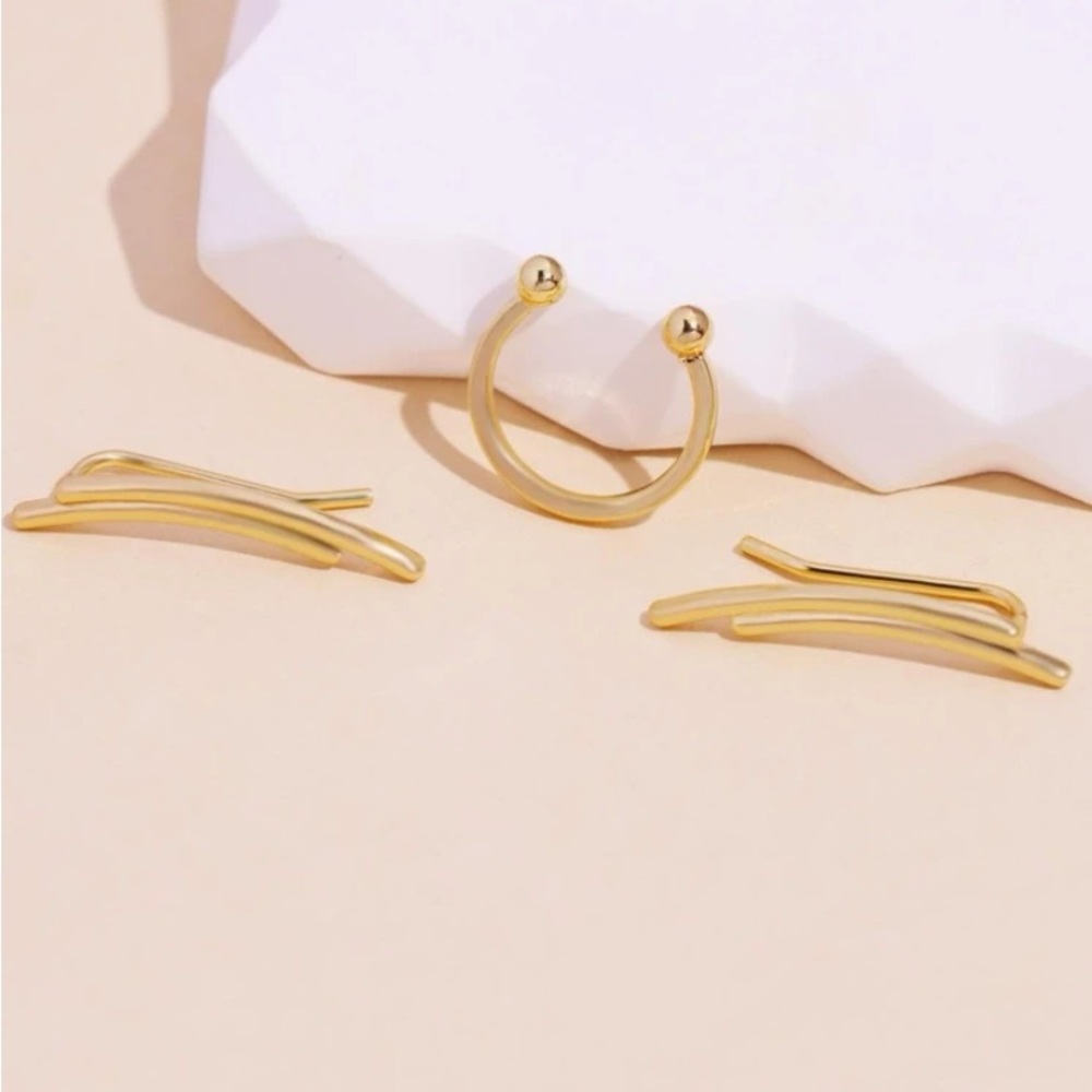 3 Piece Dainty Delicate Shimmering Gold Ear Climber+Ear Cuff Set - Picture 4 of 5